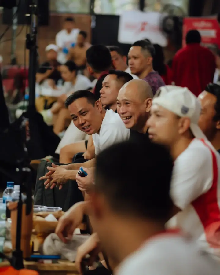 Crowd watching a tournament