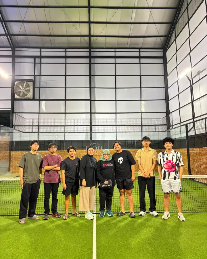 Players on court